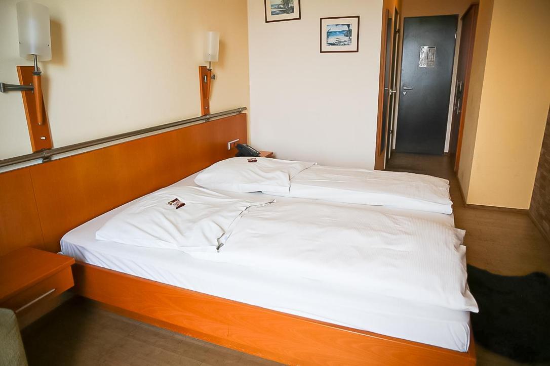 Royal Inn Cologne Exterior photo